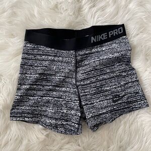 Ladies Nike pro